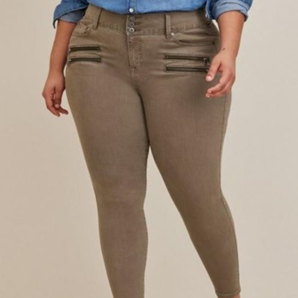 Torrid - Jegging Skinny Super Soft High-Rise Multi Zip Jean in Olive